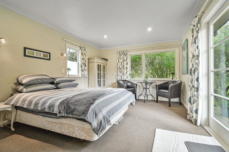Photo of property in 2524 State Highway 2, Te Hauke, Hastings, 4174