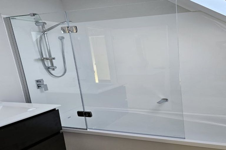 Photo of property in 6 Awarua Street, Ngaio, Wellington, 6035