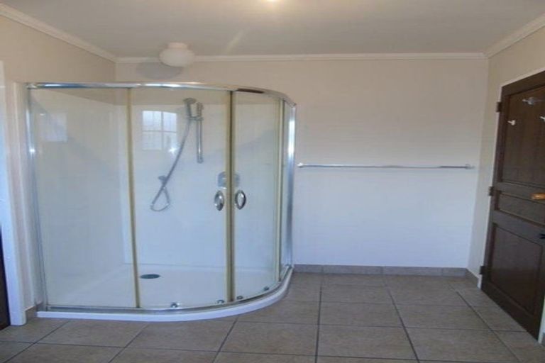 Photo of property in 195 Knights Road, Hutt Central, Lower Hutt, 5011