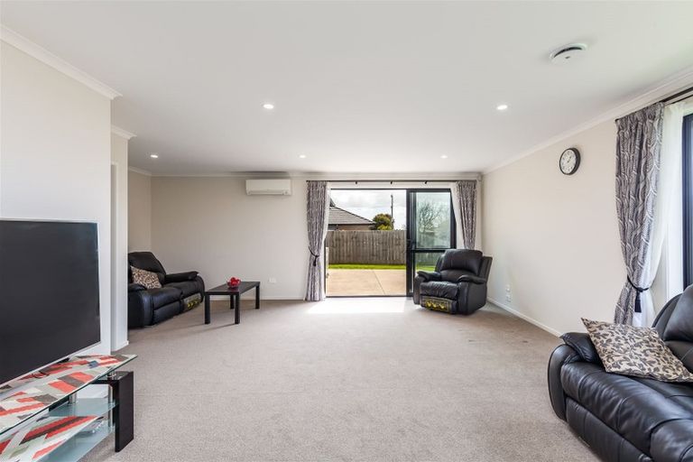 Photo of property in 1 O Ruamano Crescent, Pukekohe, 2120