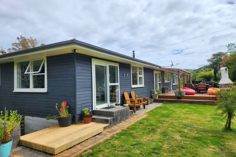 Photo of property in 692 Rutherglen Road, Marsden, Greymouth, 7872