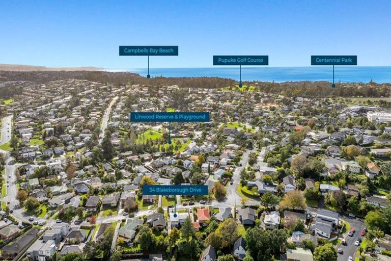 Photo of property in 34 Blakeborough Drive, Forrest Hill, Auckland, 0620