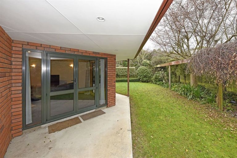 Photo of property in 10 Parkham Drive, Burnside, Christchurch, 8053