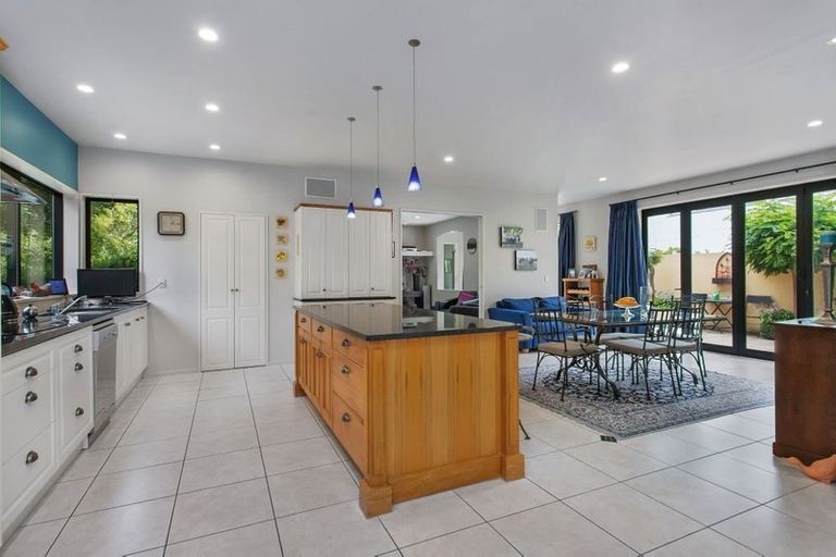 Photo of property in 97b Fendalton Road, Fendalton, Christchurch, 8014