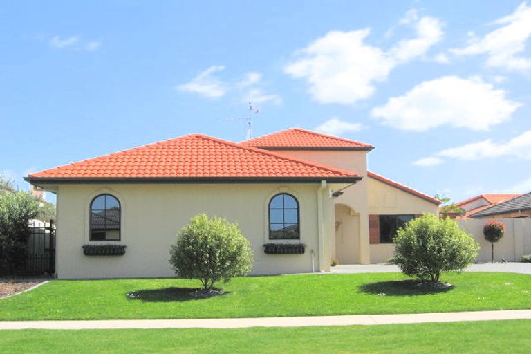 Photo of property in 14 Bermuda Drive, Papamoa Beach, Papamoa, 3118