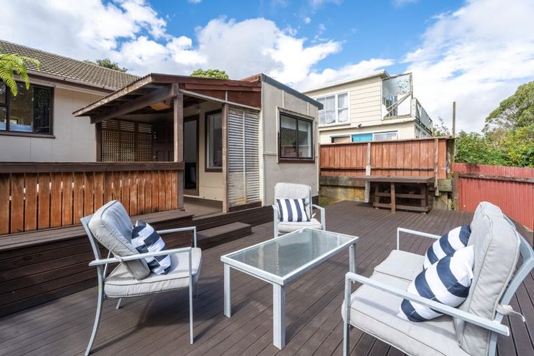 Photo of property in 25 Waihemo Street, Waitangirua, Porirua, 5024