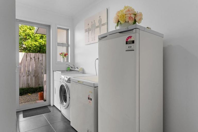 Photo of property in 377 One Tree Point Road, One Tree Point, 0118