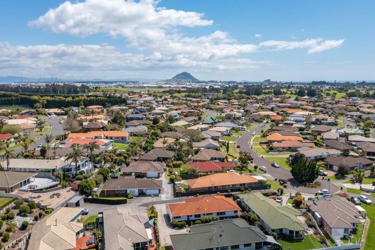 Photo of property in 28a Laburnum Glen, Mount Maunganui, 3116
