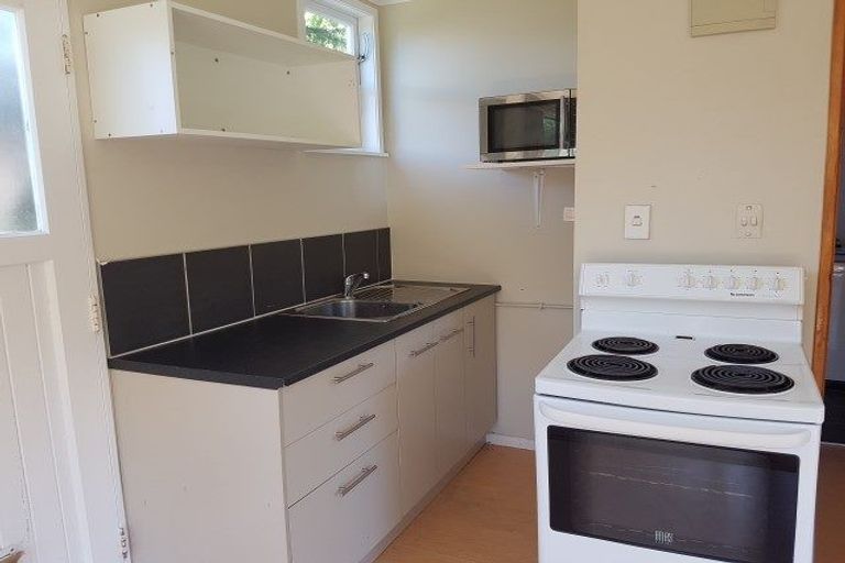 Photo of property in 138 Rangituhi Crescent, Takapuwahia, Porirua, 5022
