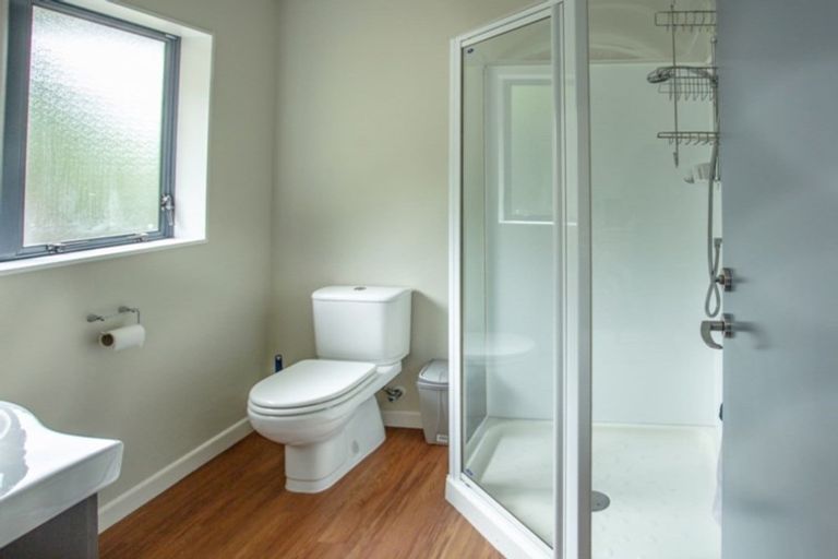 Photo of property in 25 Cascade Way, Paraparaumu, 5032