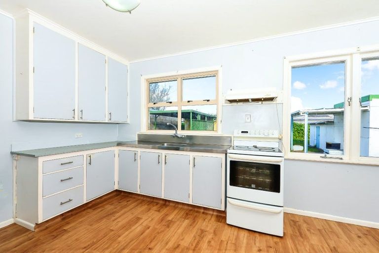 Photo of property in 22 Keats Crescent, Enderley, Hamilton, 3214