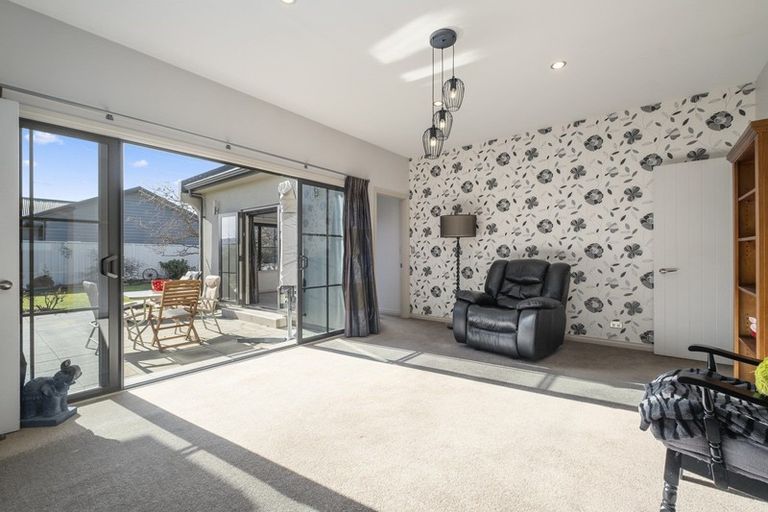 Photo of property in 10 Walnut Grove, Alexandra, 9320