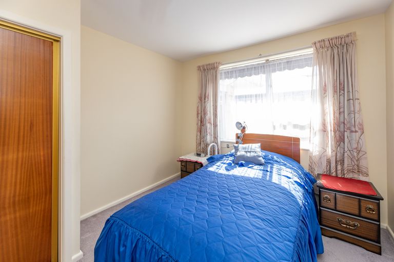 Photo of property in 2/7 Peters Lane, Spreydon, Christchurch, 8024