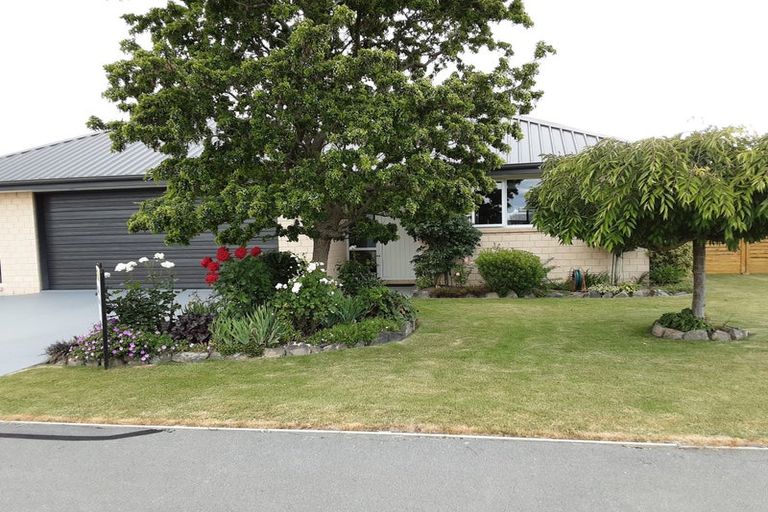 Photo of property in 8 Greenfield Place, Twizel, 7901