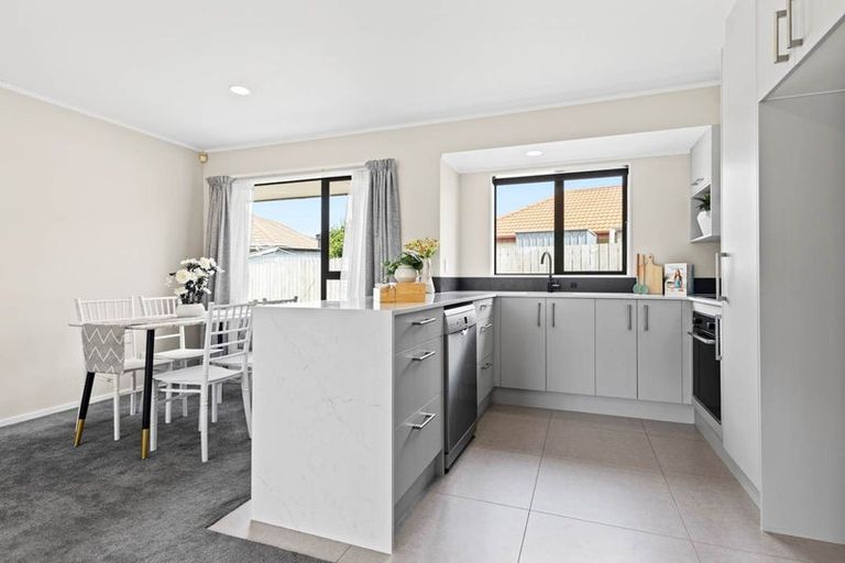Photo of property in 9 Glen Osborne Terrace, Flat Bush, Auckland, 2019