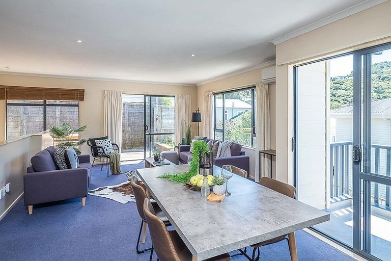 Photo of property in 17a Manuka Street, Miramar, Wellington, 6022