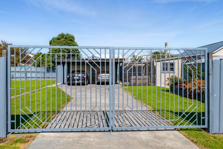 Photo of property in 10 Tauranga-a-ika Street, Manaia, 4612