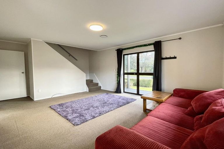 Photo of property in 69 Arundel Crescent, Westown, New Plymouth, 4310