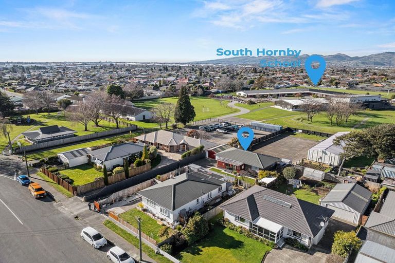 Photo of property in 2/33 Tower Street, Hornby, Christchurch, 8042