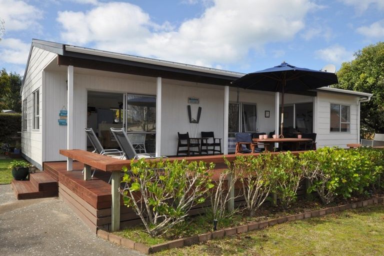 Photo of property in 8 Pleasant Place, Pauanui, Hikuai, 3579