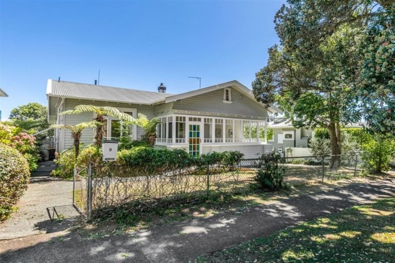 Photo of property in 9 Macky Avenue, Devonport, Auckland, 0624