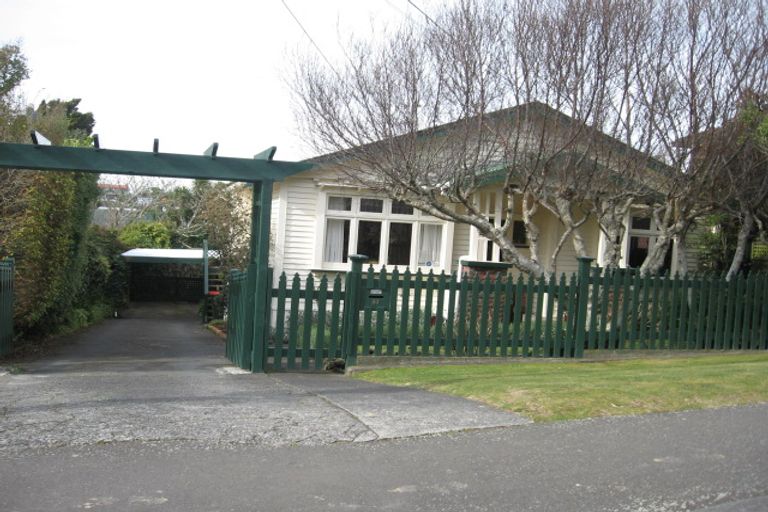 Photo of property in 37 Beauchamp Street, Karori, Wellington, 6012