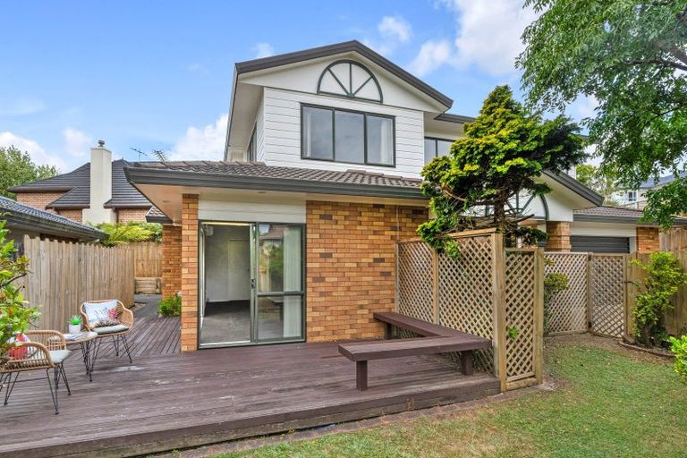 Photo of property in 1/47 Wiltshire Place, Somerville, Auckland, 2014