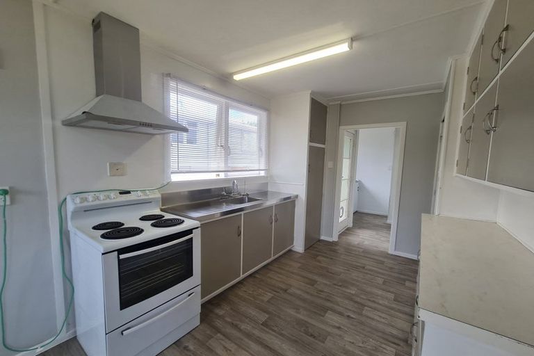 Photo of property in 86 Castor Crescent, Cannons Creek, Porirua, 5024