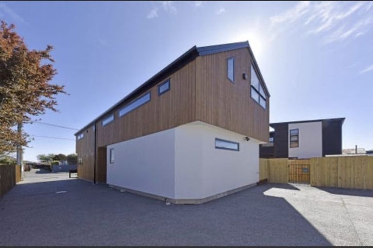 Photo of property in 3/124 Milton Street, Somerfield, Christchurch, 8024