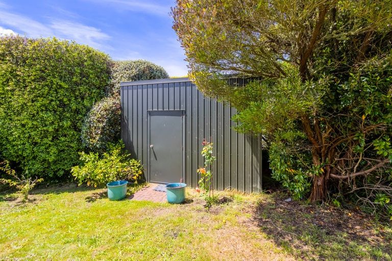 Photo of property in 10 Dorothy Drive, Acacia Bay, Taupo, 3330