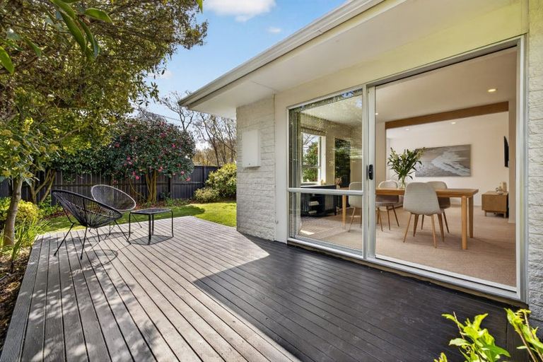 Photo of property in 2/21a Domain Terrace, Spreydon, Christchurch, 8024