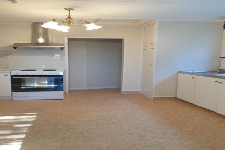 Photo of property in 22 Locking Street, Nelson South, Nelson, 7010