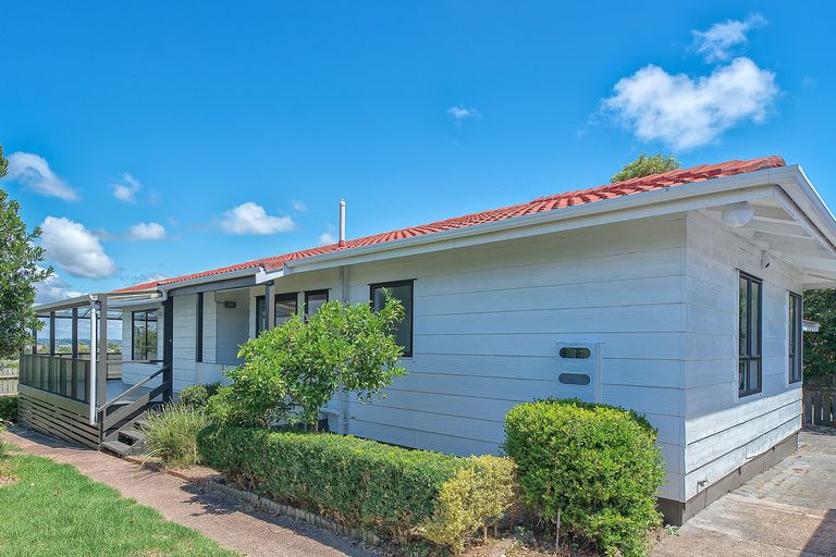 Photo of property in 183c Coxhead Road, Wattle Downs, Auckland, 2103
