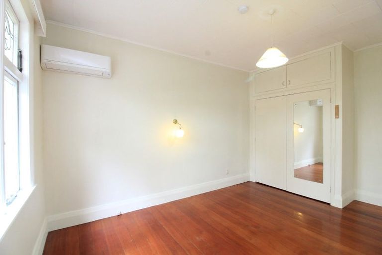 Photo of property in 34 Birdwood Road, Waterloo, Lower Hutt, 5011