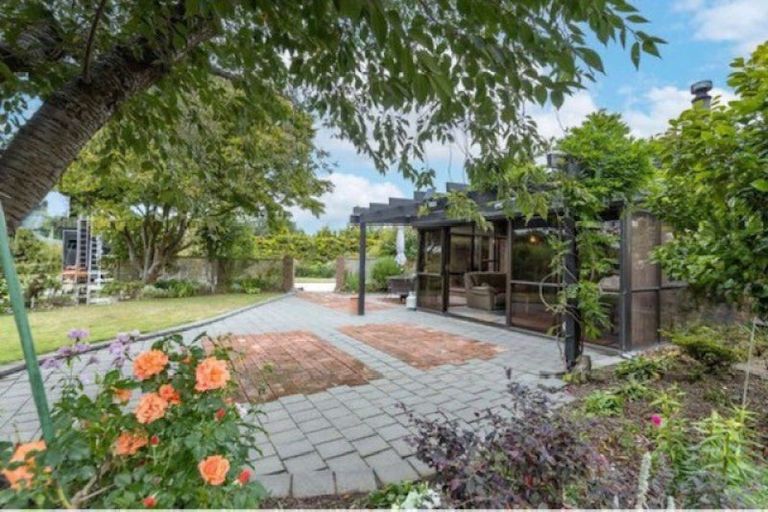 Photo of property in 37 Chinnerys Road, Woodend, 7610