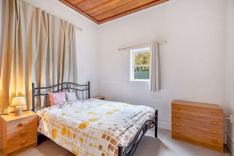 Photo of property in 127 Linton Street, West End, Palmerston North, 4410