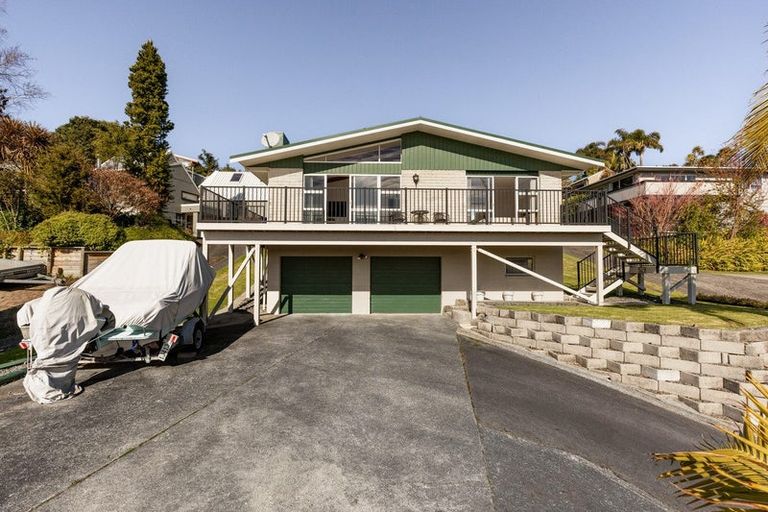 Photo of property in 27 Seymour Place, Bellevue, Tauranga, 3110