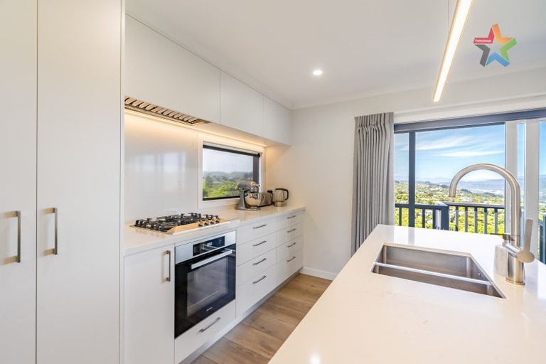 Photo of property in 67 Cypress Drive, Maungaraki, Lower Hutt, 5010