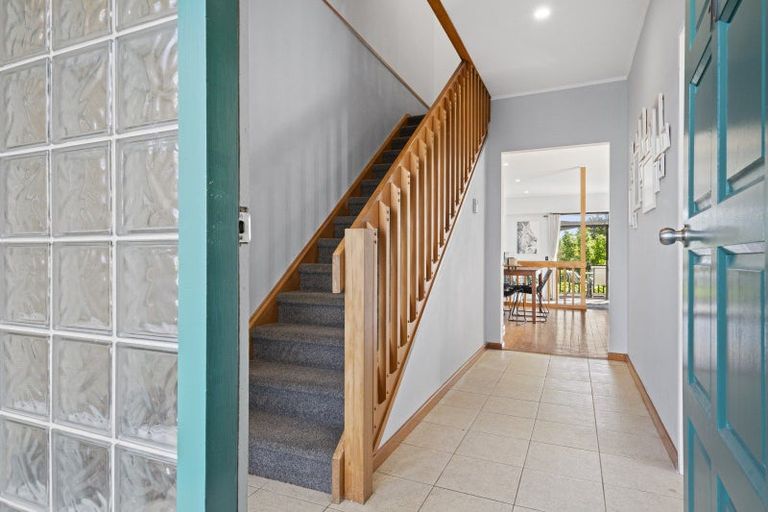Photo of property in 10 Brownlee Place, Pukekohe, 2120
