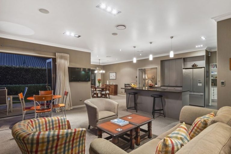 Photo of property in 23 Inglewood Place, Bethlehem, Tauranga, 3110