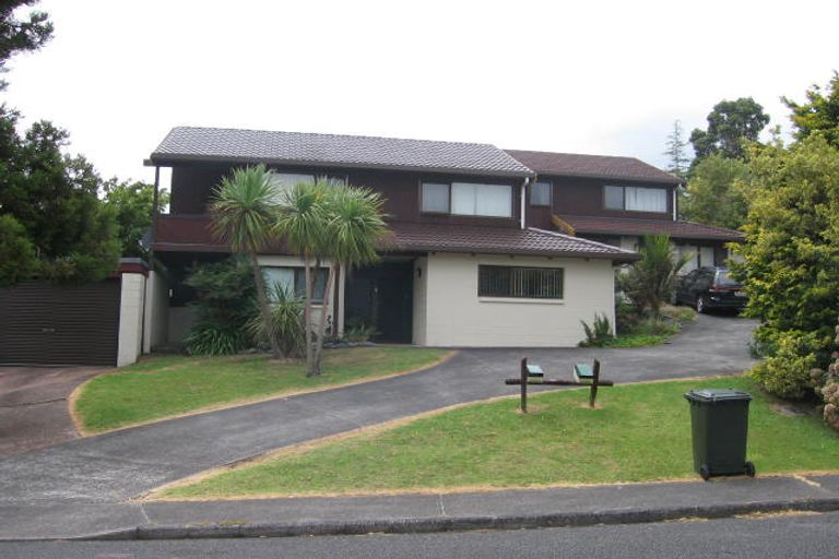 Photo of property in 1/33 Edgeworth Road, Glenfield, Auckland, 0629