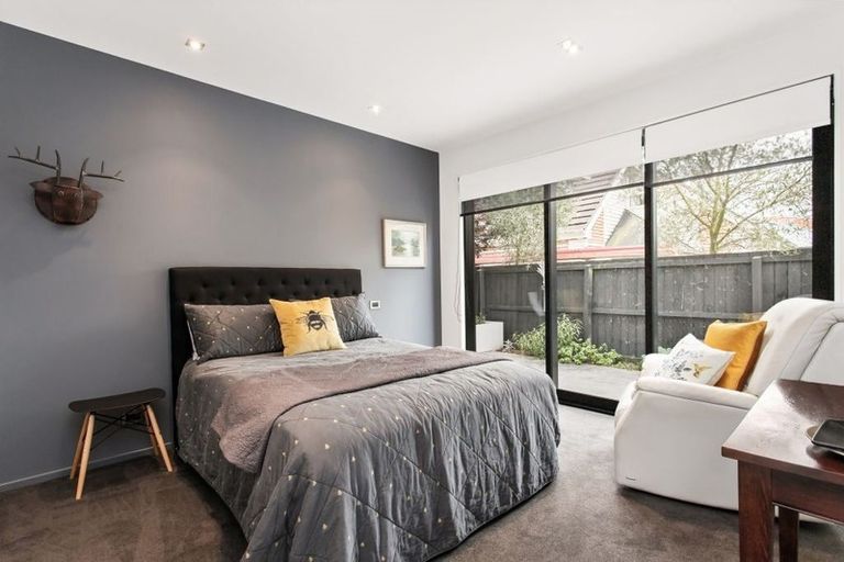 Photo of property in 2 Roa Road, Fendalton, Christchurch, 8041