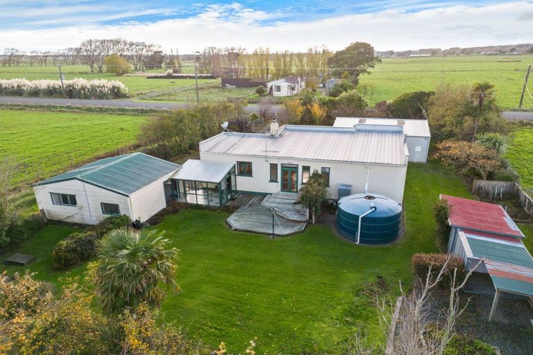 Photo of property in 63 Ashlea Road, Tokomaru, Palmerston North, 4474