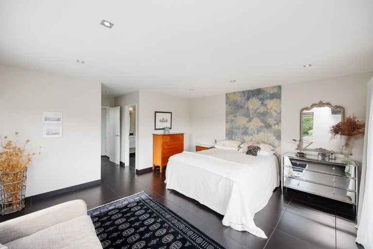 Photo of property in 25 Trent Avenue, Hokowhitu, Palmerston North, 4410