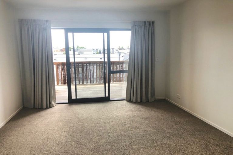 Photo of property in 65 Ninth View Avenue, Beachlands, Auckland, 2018