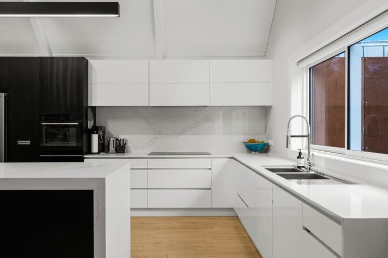 Photo of property in 21 Lloyd Avenue, Mount Albert, Auckland, 1025