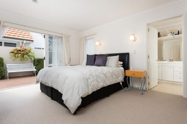 Photo of property in 21 Fifth Avenue, Avenues, Whangarei, 0110