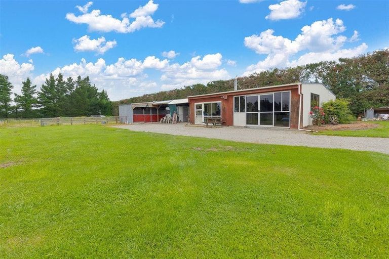 Photo of property in 2162 North Eyre Road, West Eyreton, Rangiora, 7475