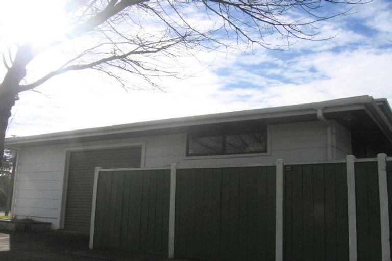 Photo of property in 11 Pencarrow Street, Highbury, Palmerston North, 4412