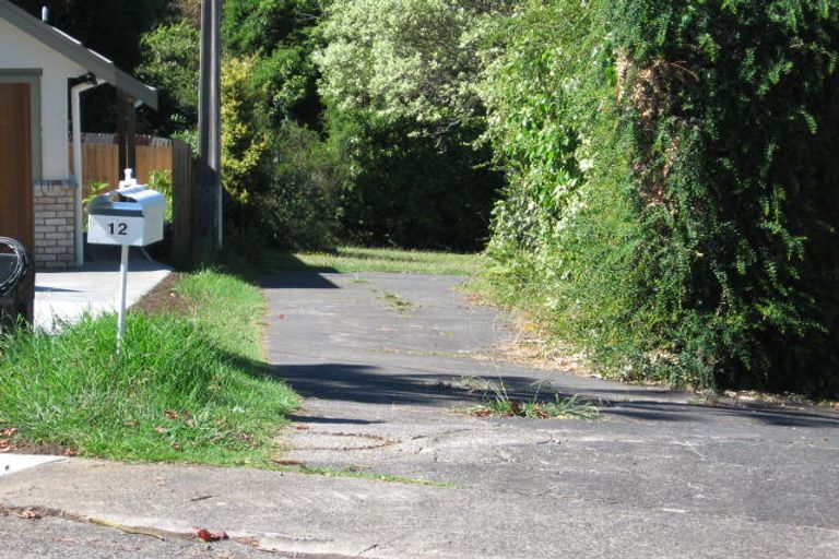 Photo of property in 12 Fowey Avenue, Te Atatu South, Auckland, 0610